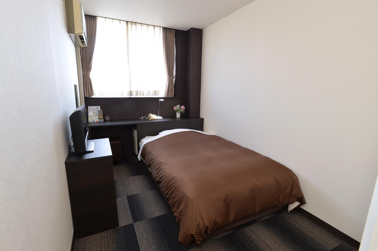 Business Hotel Bl Kuwana Luaran gambar